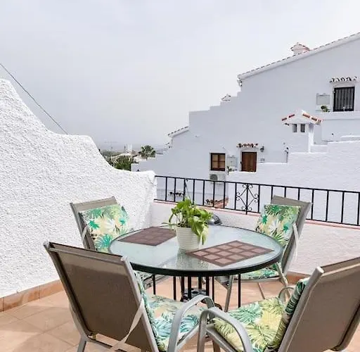 Capistrano Con Terraza Y Piscina By South Costa