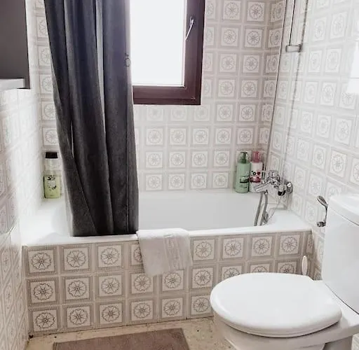 דירה Capistrano Con Terraza Y Piscina By South Costa נרחה