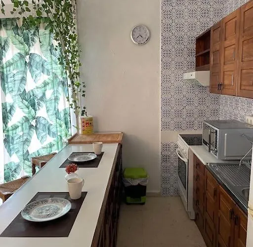 Capistrano Con Terraza Y Piscina By South Costa * נרחה